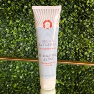 First Aid Beauty Pure Skin Face Cleanser | NEW | 5oz 150mL | Safety Sealed | FAB